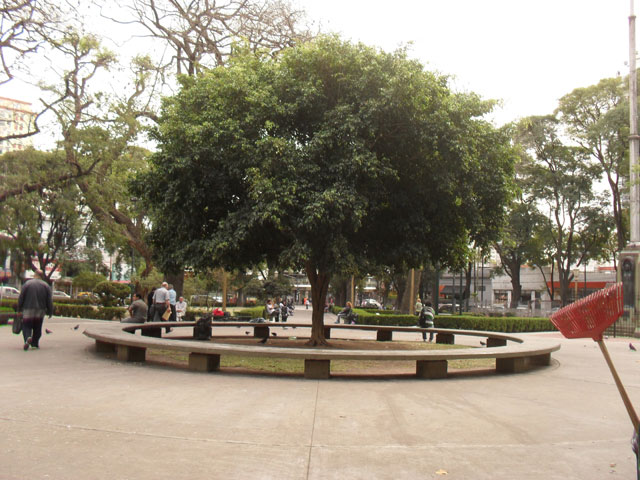 Plaza Pueyrredon