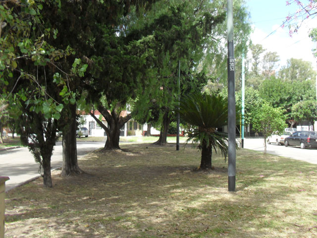 Plazoleta Caras y Caretas