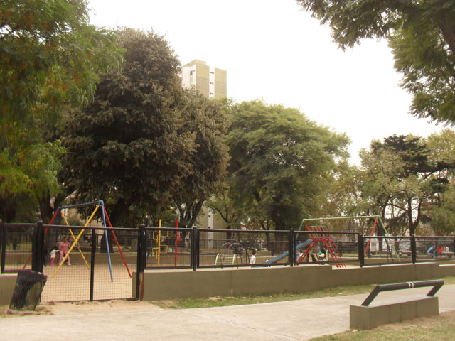 Plaza Francisco Sicardi