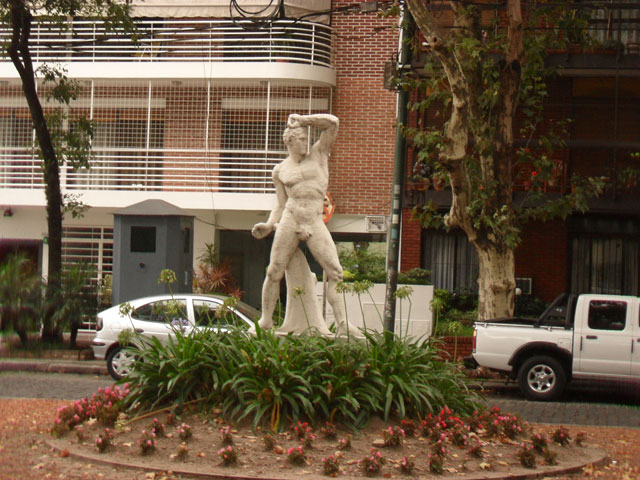 Jardin Paseo Republica de Filipinas en Colegiales