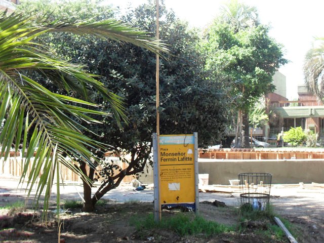 Plaza Monseñor Fermin Lafitte