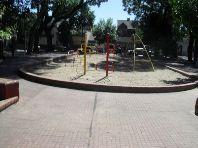 Plazoleta Lindor B. Sotomayor de Villa del Parque