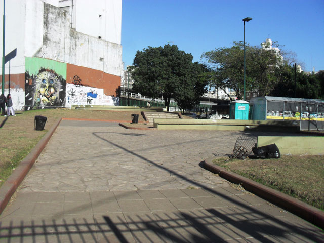 Plaza Lola Mora