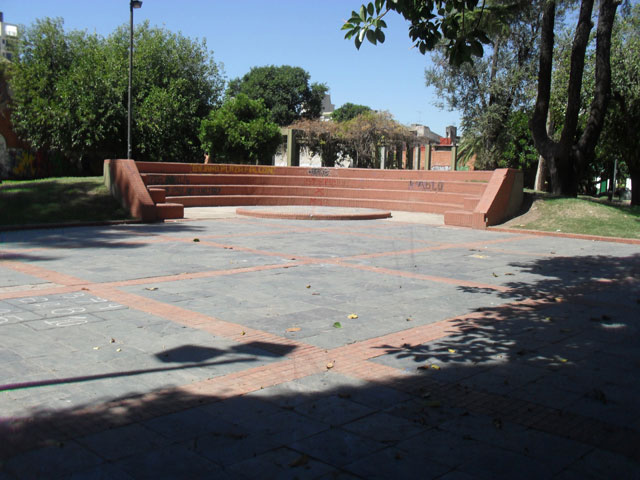 Plaza Ramon L. Falcon