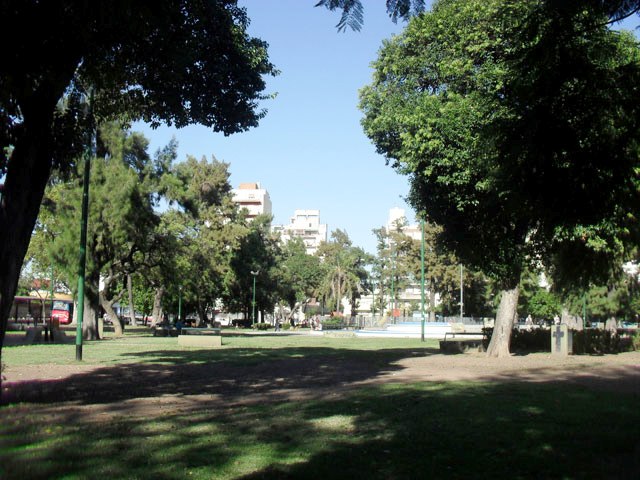 Plaza Dr. Roque Saenz Peña