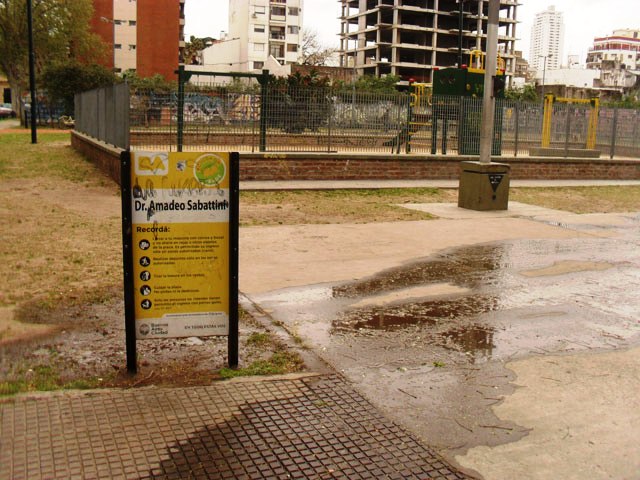 Plaza Dr. Amadeo Sabattini